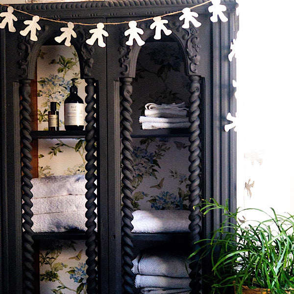 Black Cat Furniture Paint - From Start to Vintage